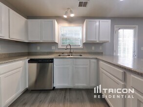 341 Rosemont Ct in Hiram, GA - Building Photo - Building Photo