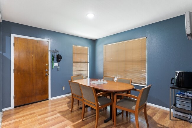 1600 S Bridge Ave, Unit 204