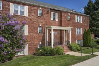 Kaywood Gardens Apartments in Mount Rainier, MD - Building Photo - Building Photo