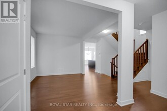 895 Sendero Wy in Ottawa, ON - Building Photo - Building Photo