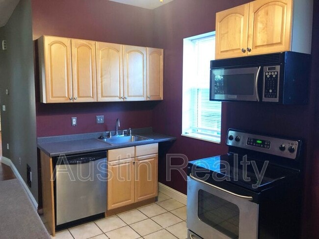 3138 Sutton Blvd in Maplewood, MO - Building Photo - Building Photo