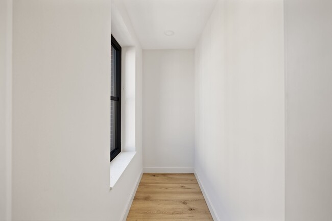 141 N St, Unit 2 in Boston, MA - Building Photo - Building Photo
