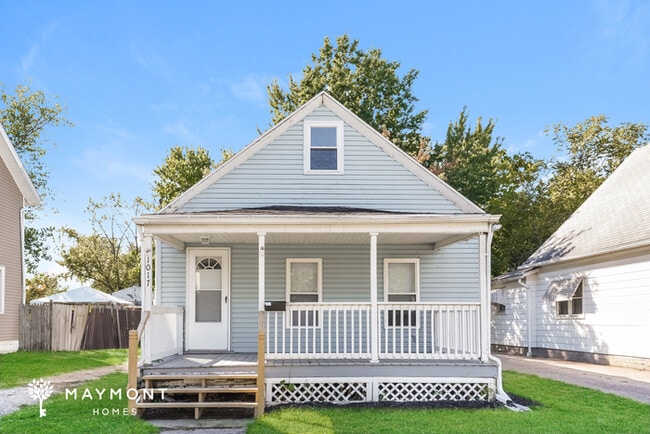 property at 1017 W 18th St