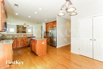 4015 Shadetree Dr in Winston-Salem, NC - Building Photo - Building Photo