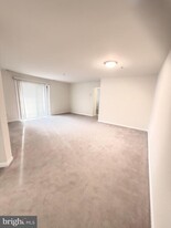 37 Wickham Ct in Reisterstown, MD - Building Photo