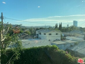 2635 Hauser Blvd in Los Angeles, CA - Building Photo - Building Photo