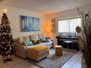 8270 SW 149th Ct in Miami, FL - Building Photo - Building Photo