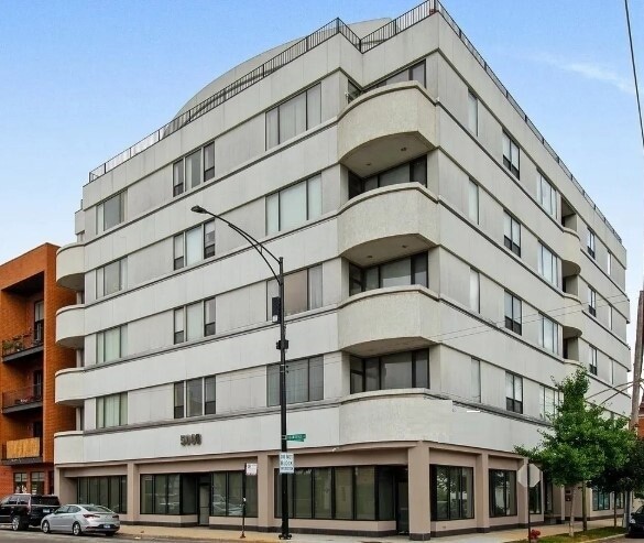 property at 4810 N Lavergne Ave
