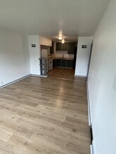 412-412 N Lake St in Manitowoc, WI - Building Photo - Building Photo