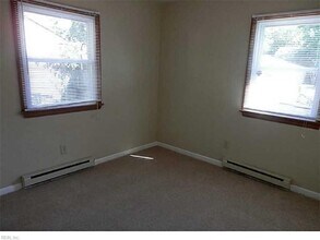 8923 Brighton St in Norfolk, VA - Building Photo - Building Photo