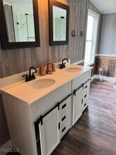 6561 Eastwood Acres Rd in Ft. Myers, FL - Building Photo - Building Photo