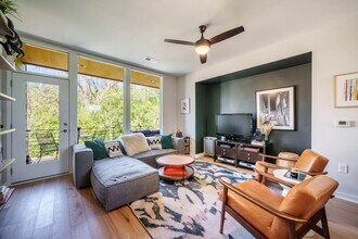 528 S Person St in Raleigh, NC - Building Photo - Building Photo