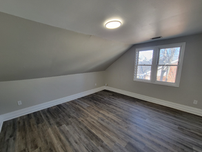 710 Fairview Ave in Murfreesboro, TN - Foto de edificio - Building Photo