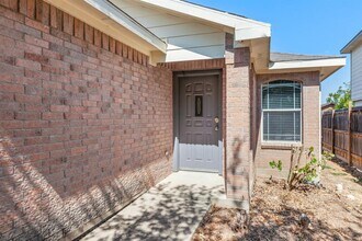 7400 Cayenne Ln in Austin, TX - Building Photo - Building Photo