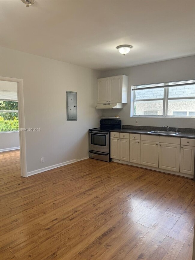 576 NE 63rd St in Miami, FL - Building Photo - Building Photo