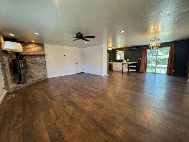 1572 County Rd in Minden, NV - Building Photo - Building Photo