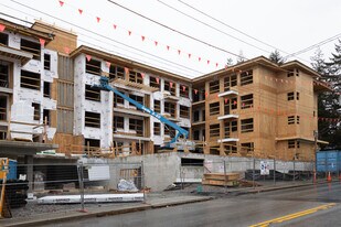 Hollybrook in North Vancouver, BC - Building Photo