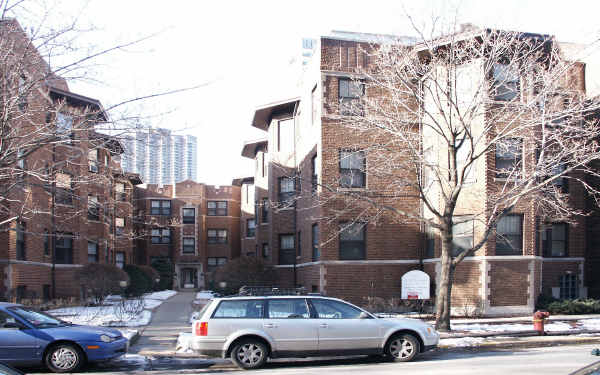 522-530 W Cornelia Ave in Chicago, IL - Foto de edificio - Building Photo