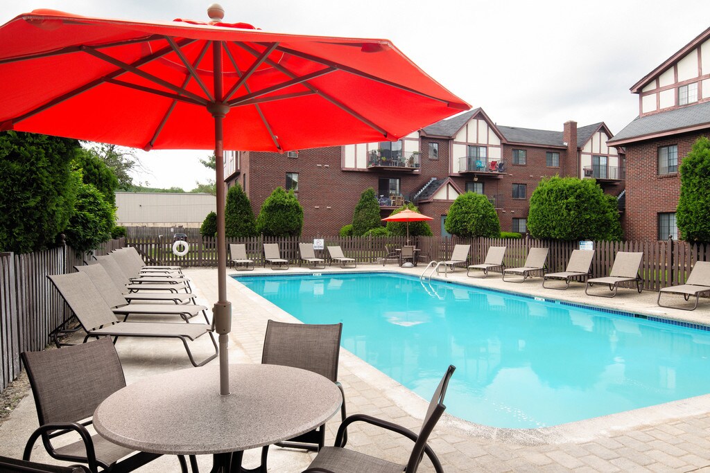 Rivers Edge Apartments in Waterbury, CT