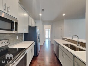 842 Regal Ln in Atlanta, GA - Building Photo - Building Photo