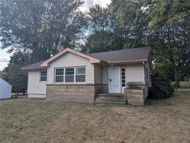 property at 602 Longmere Dr