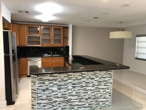 12521 SW 94th Terrace in Miami, FL - Building Photo - Building Photo