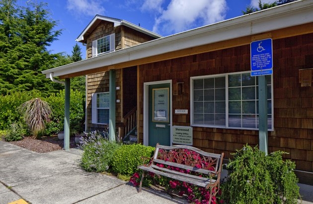 Shorewood Apartments in Cannon Beach, OR - Building Photo - Primary Photo