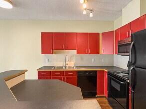 1026-1012 12 Ave SW in Calgary, AB - Building Photo - Building Photo