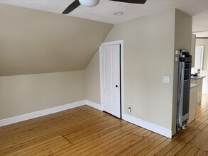 16 Tecumseh Street, Unit Unit #3 in Providence, RI - Building Photo - Building Photo