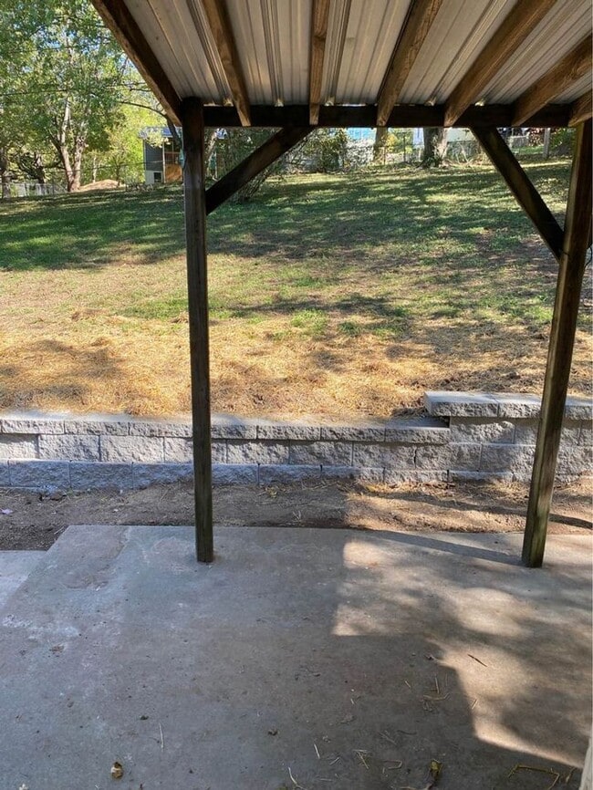 1306 S 3rd Ave in Ozark, MO - Building Photo - Building Photo