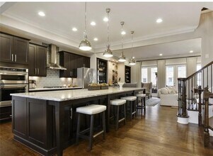 5010 Merton Ln in Marietta, GA - Building Photo - Building Photo