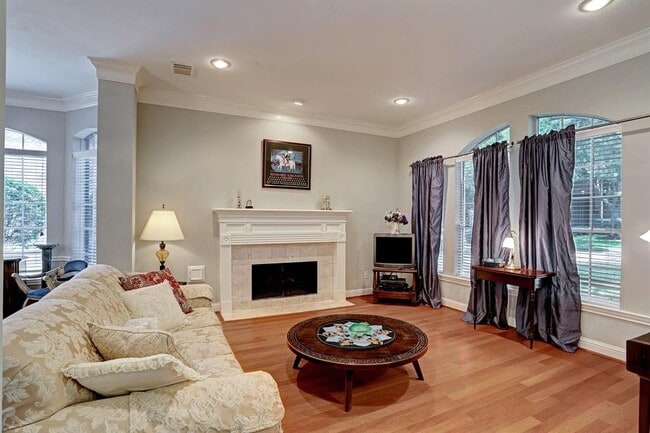 property at 19622 Emerald Ridge Ln