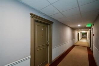 3060 Pharr Ct N Northwest in Atlanta, GA - Building Photo - Building Photo