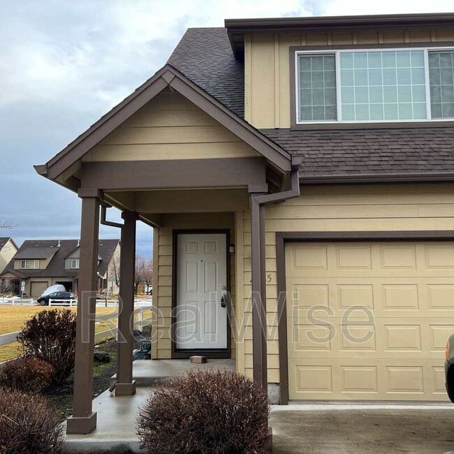 property at 2885 SW Indian Cir