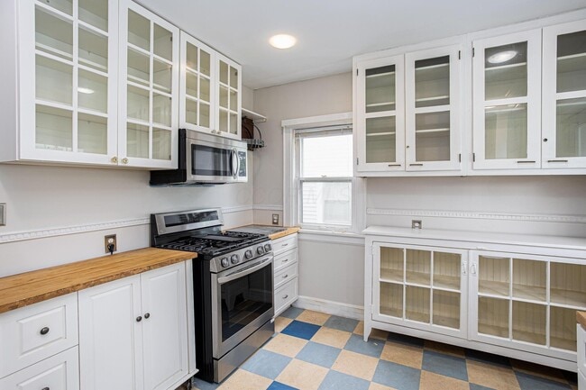 property at 174 W Weber Rd