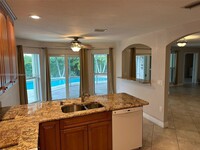 16745 SW 5th Way in Weston, FL - Foto de edificio - Building Photo