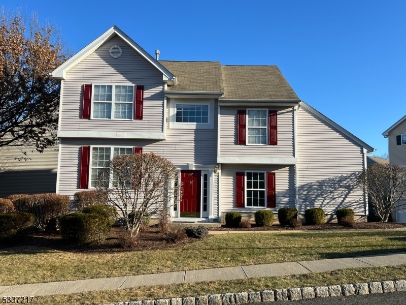 60 Brock Ln in Hackettstown, NJ - Building Photo