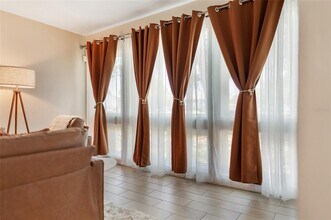 5071 Eaglesmere Dr in Orlando, FL - Building Photo - Building Photo