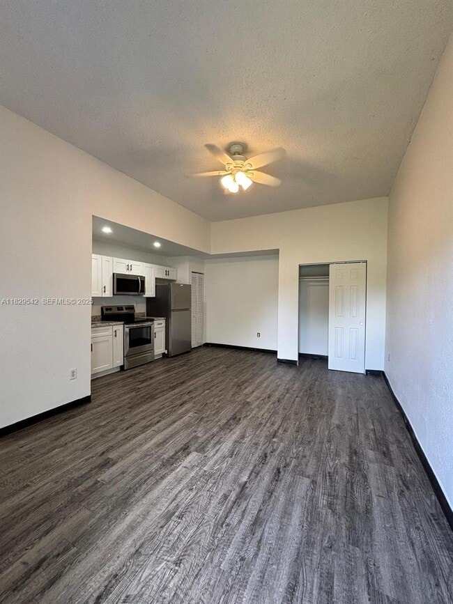 property at 467 NW 8th St