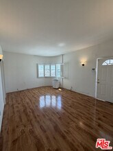 839 Alexandria Ave in Los Angeles, CA - Building Photo - Building Photo