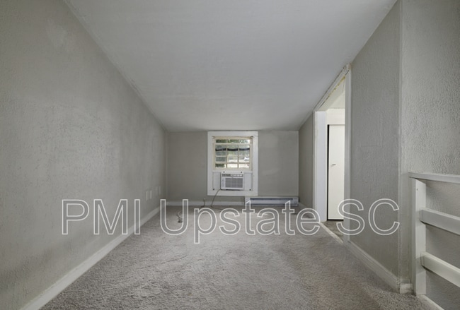 property at 181 N Fairview Ave