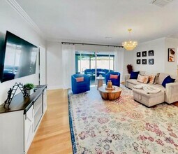 5940 NE 22nd Ave in Fort Lauderdale, FL - Foto de edificio - Building Photo