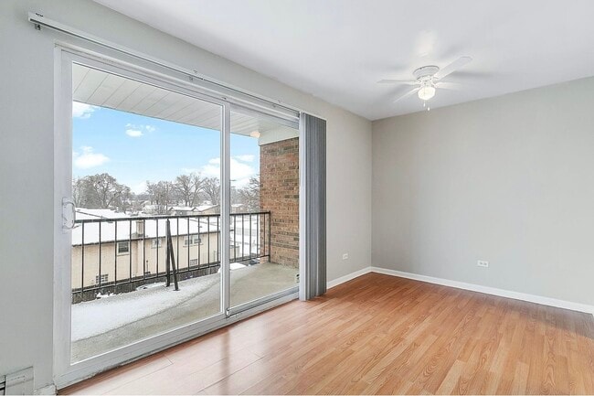 4410 W 111th St in Oak Lawn, IL - Building Photo - Building Photo