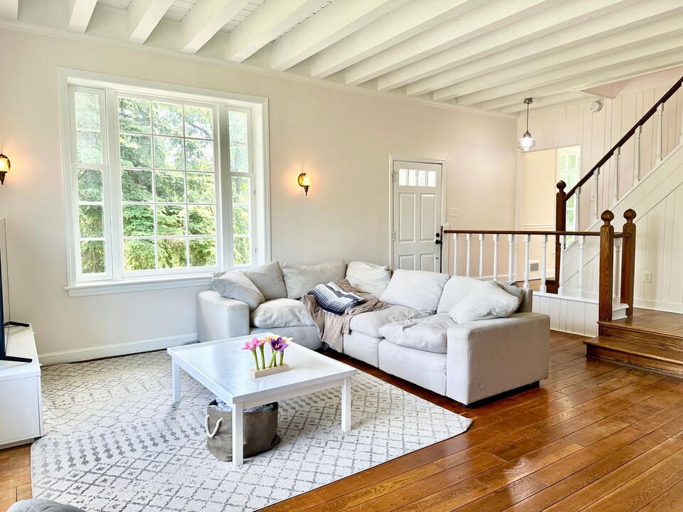 3147 Westover Dr SE in Washington, DC - Foto de edificio