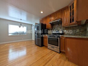 25930 Madeline Ln in Hayward, CA - Building Photo - Building Photo