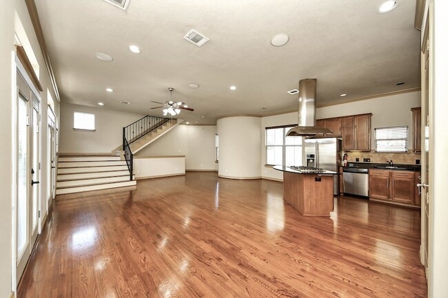 5711 Kiam St in Houston, TX - Building Photo - Building Photo