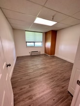 1120 Montana St-Unit -2 in Gooding, ID - Foto de edificio - Building Photo