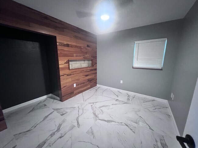 3320 NW 24th Ave in Gainesville, FL - Building Photo - Building Photo