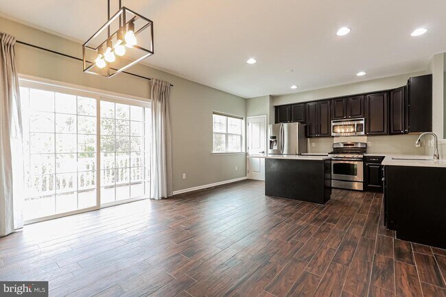 5 Lani Ln in Evesham, NJ - Building Photo - Building Photo