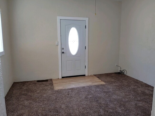 206 Ketchum St E in Twin Falls, ID - Building Photo - Building Photo